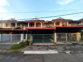 Zahra Homestay 2